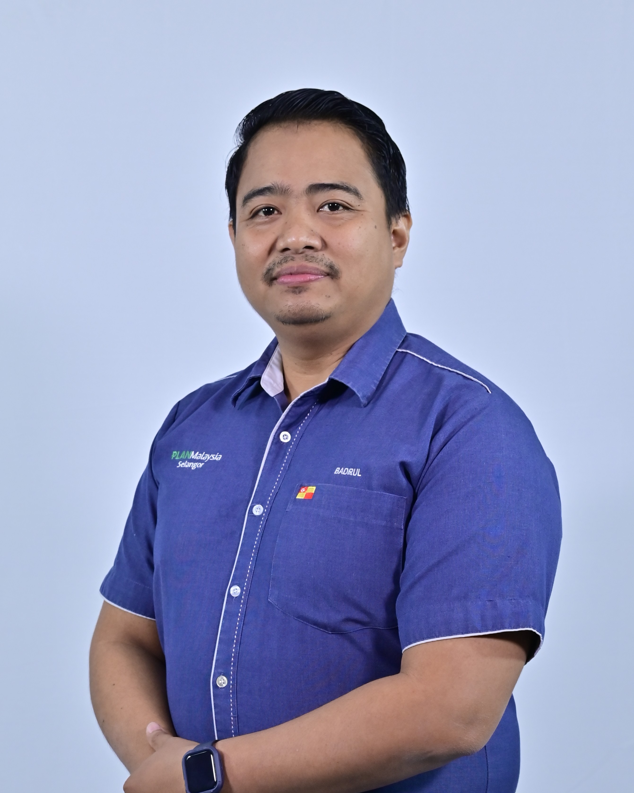 Staff Photo BADRULHISAM BIN FAJAR